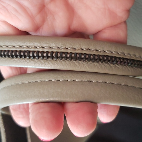 BOTKIER HTF Rare Skull and Crossbones Tote - Picture 9 of 14